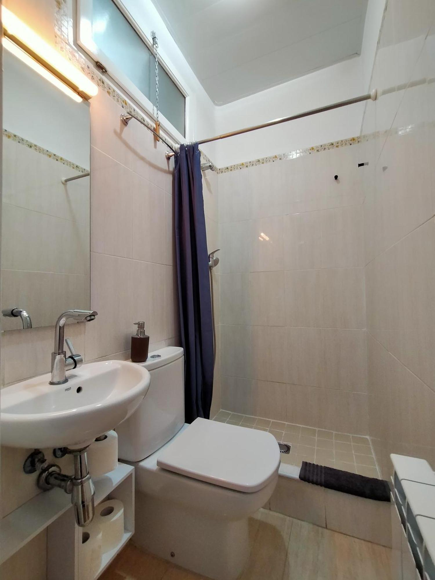 Apartament Berga Daire Oda fotoğraf